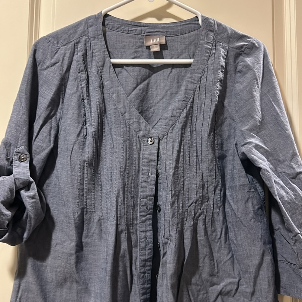 J. Jill Chambray Button Down pleated detail Shirt 3/4 sleeves roll up tab size S